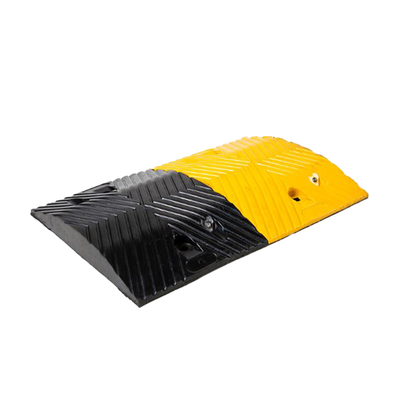 SPEED BUMP 50x35x5cm, 7,2Kg